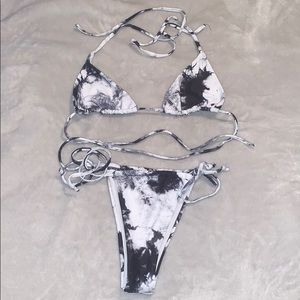Standard tie dye black and white tie bikini set